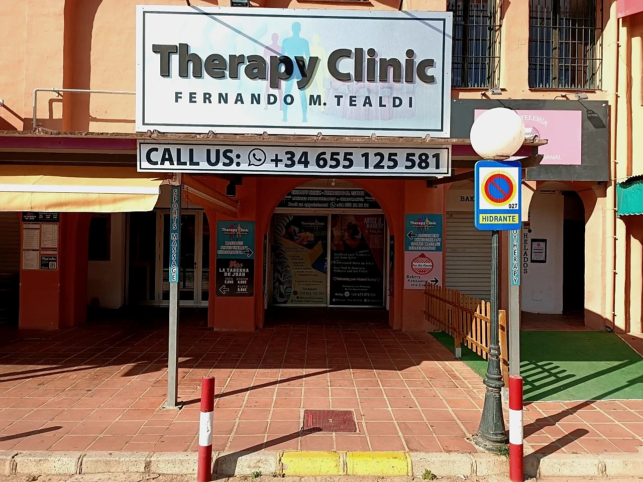 Fachada de Fernando Tealdi Therapy Clinic en El Zoco